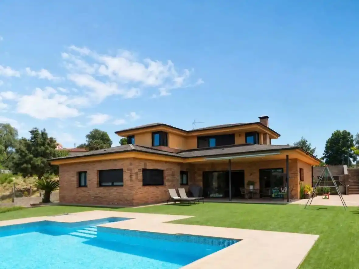 Chalet con piscina en venta en Carrer d'Ausiàs March 5, imagen 5