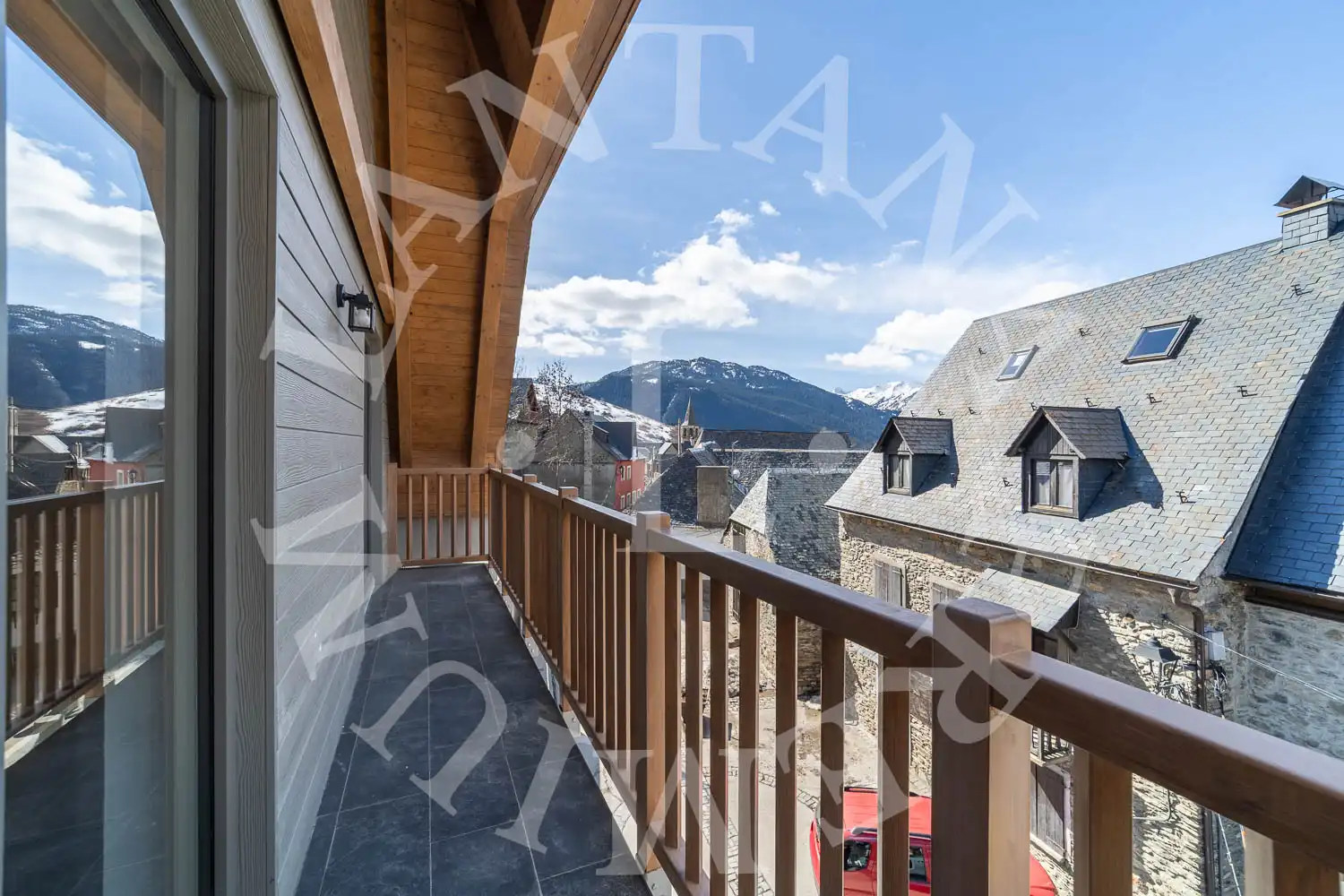 Terraza de Casa o chalet en venta en Naut Aran con Calefacción, Parquet y Amueblado