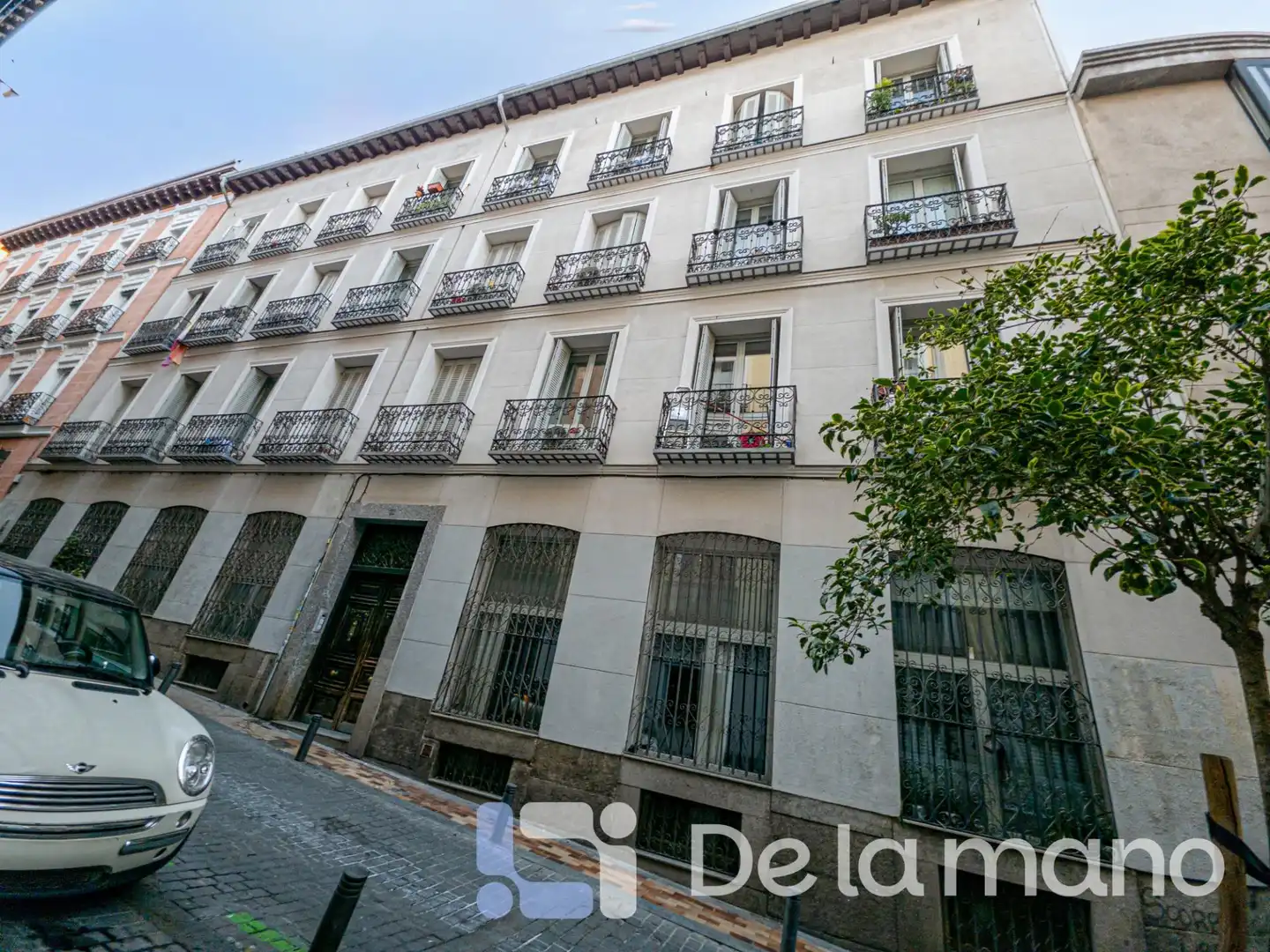 Exterior view of Flat for rent in Madrid  with Heating, Parquet flooring and Terrace