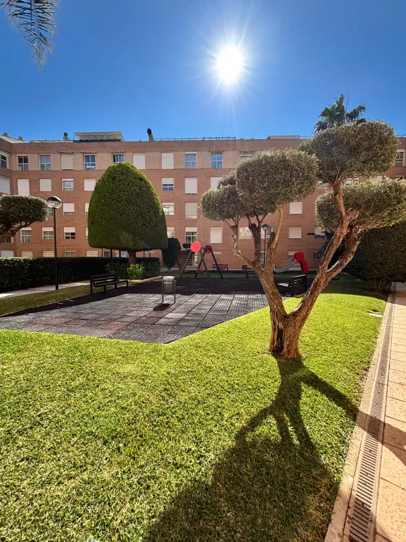 Jardín de Piso en venta en Sant Joan d'Alacant con Aire acondicionado, Calefacción y Trastero