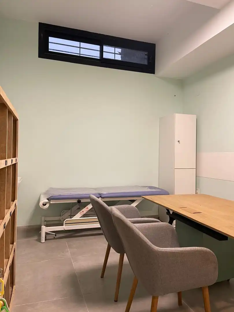 Oficina de lloguer en Granada amb Aire condicionat i Calefacció