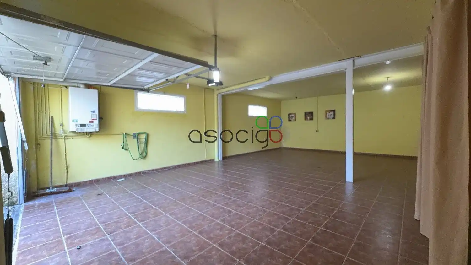 Casa adosada en venta en Cabanillas del Campo con Calefacción, Jardín privado y Terraza