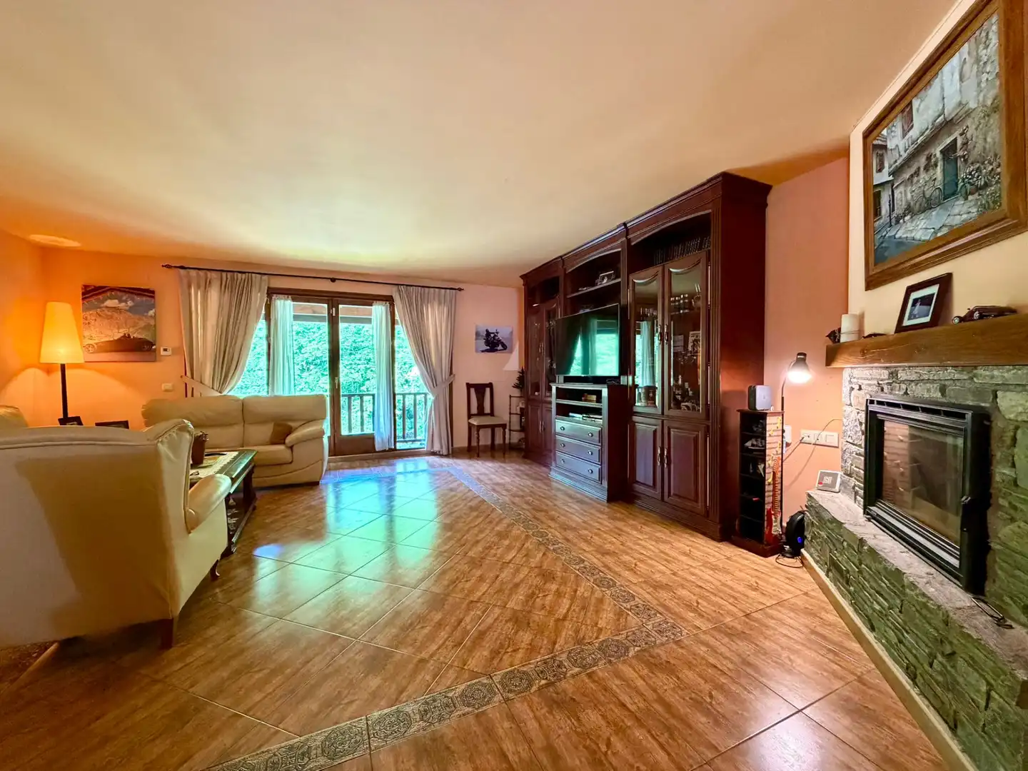 Sala d'estar de Casa adosada en venda en Vielha e Mijaran amb Calefacció, Parquet i Terrassa