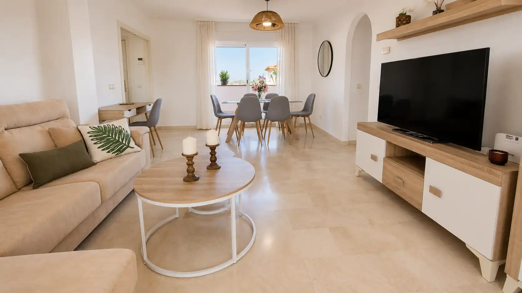 Sala de estar de Apartamento de alquiler en Mijas con Aire acondicionado, Calefacción y Terraza