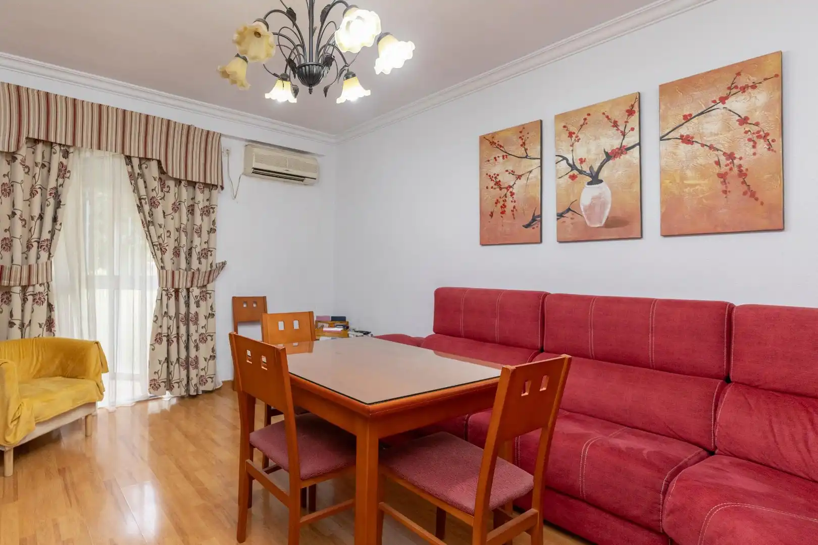 Comedor de Piso en venta en Sevilla