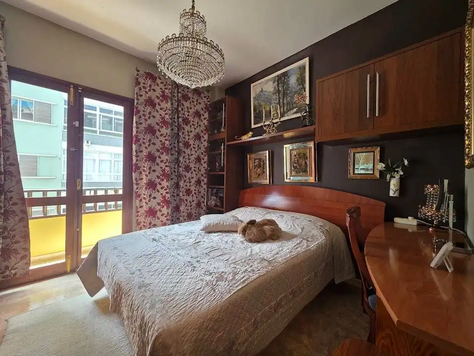 Schlafzimmer von Wohnung zum Verkauf in Las Palmas de Gran Canaria mit Klimaanlage, Heizung und Privatgarten