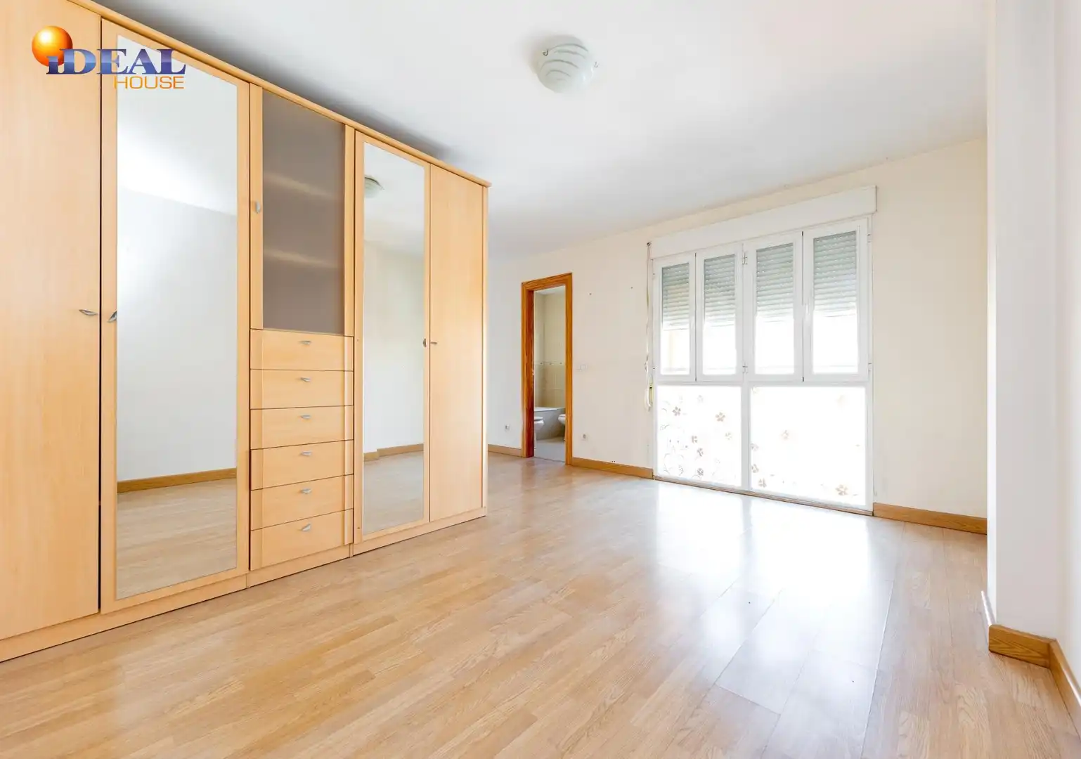 Terraced house with terrace for sale in San Antón, imagen 15