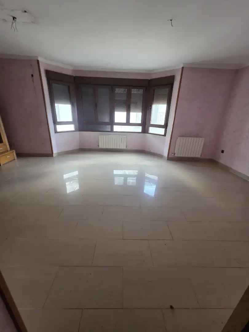 Sala de estar de Casa adosada en venta en Ocaña con Calefacción y Trastero