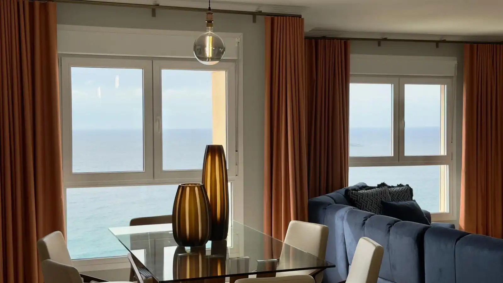 Esszimmer von Dachboden zum Verkauf in Villajoyosa / La Vila Joiosa mit Klimaanlage, Privatgarten und Terrasse