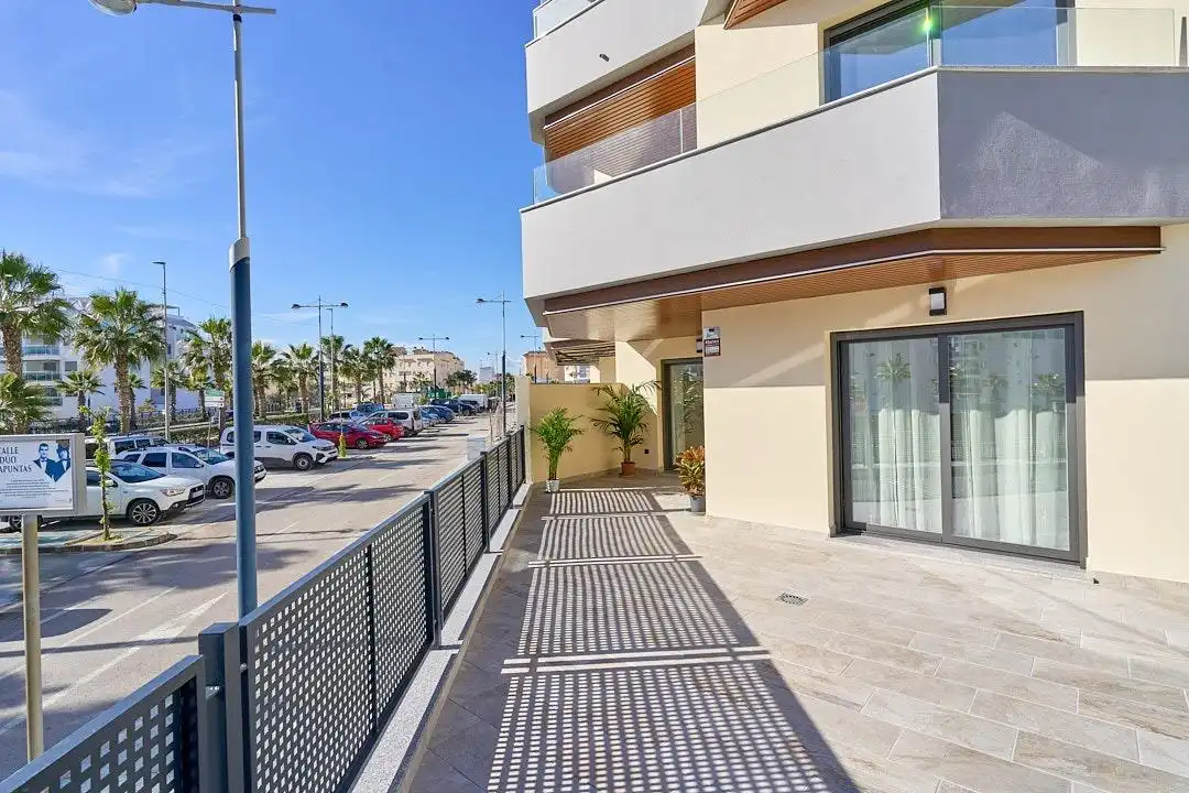 Terrassa de Pis en venda en Torrox amb Terrassa, Traster i Piscina comunitària