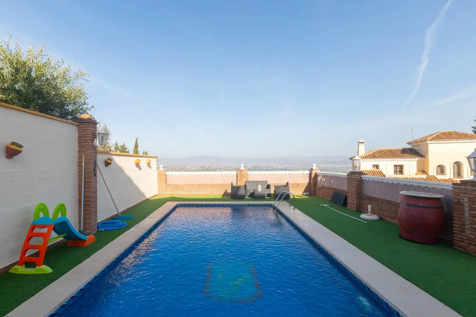 Chalet con terraza en venta en Calle MARTINETE, imagen 2