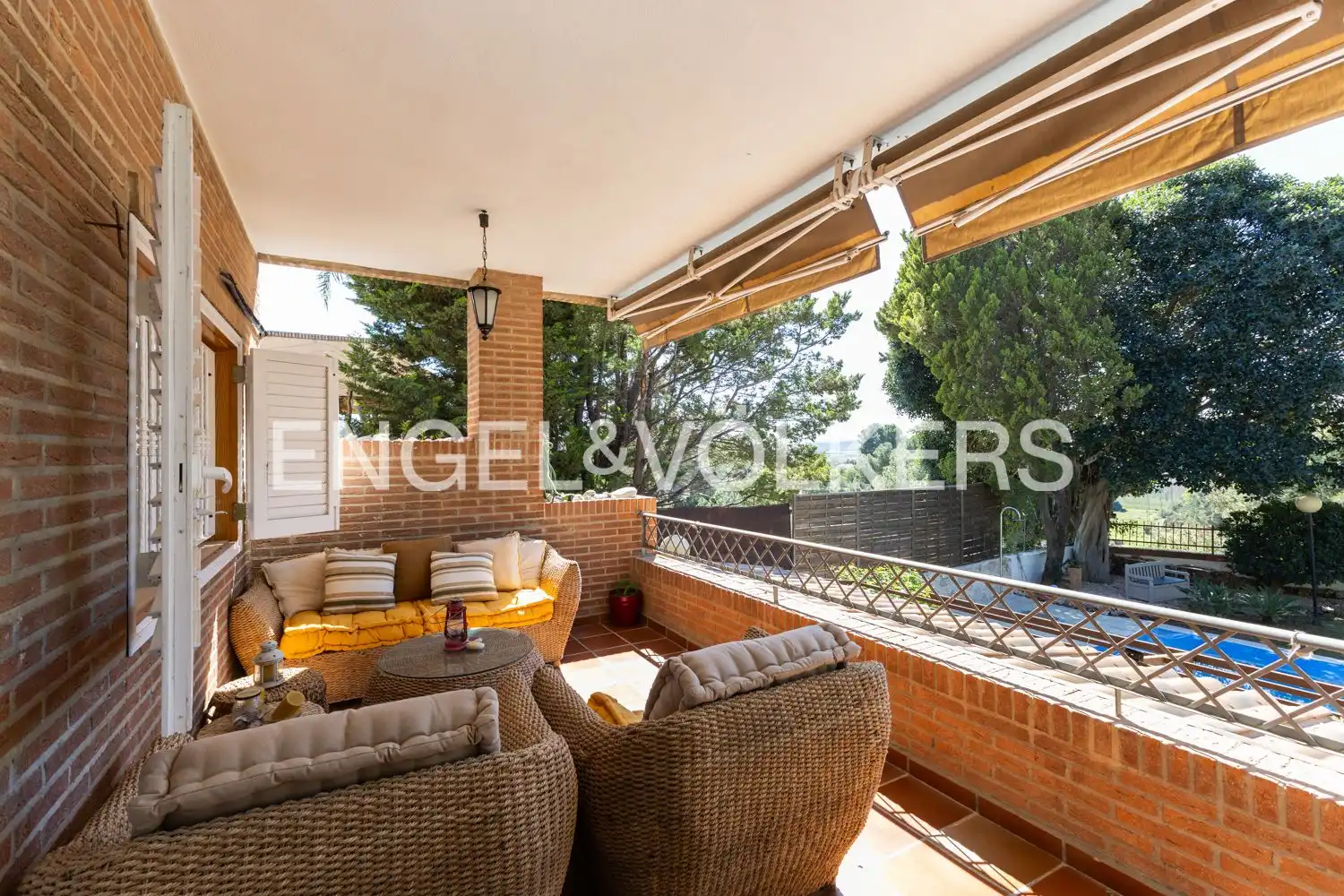 Terrace of Houses for rent in Riba-roja de Túria  with Air Conditioner, Heating and Private garden