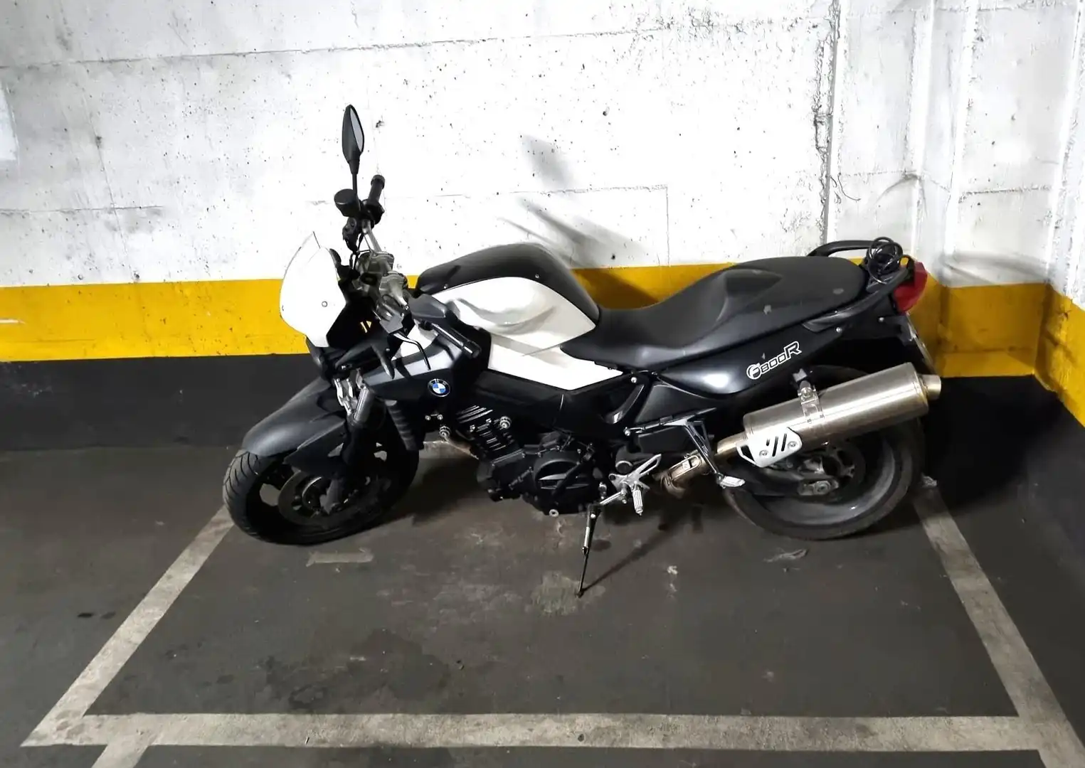 Einzelparkplatz zum Verkauf in Paseo de San Francisco de Sales, imagen 5