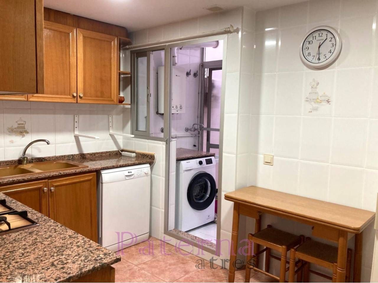 Kitchen of Flat for sale in Paterna  with Air Conditioner and Balcony