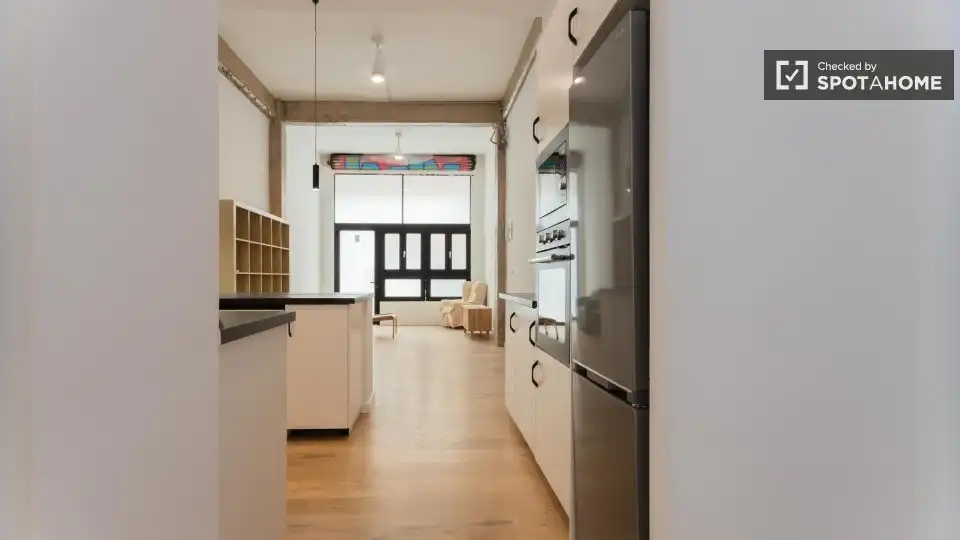 Kitchen of Flat for rent in Valencia  with Air Conditioner, Heating and Furnished
