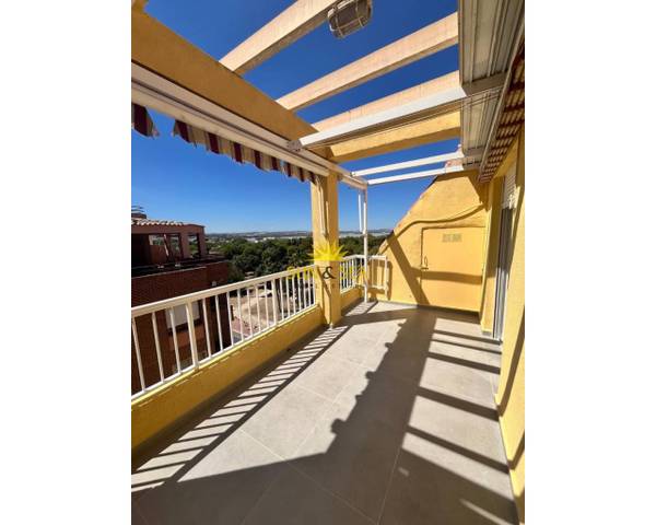 Piso en Alquiler en El Acequión