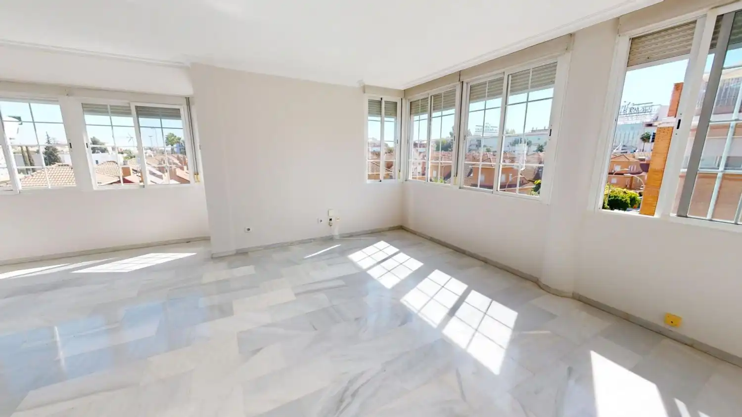 Bedroom of Flat for rent in Sevilla  with Air Conditioner, Heating and Terrace