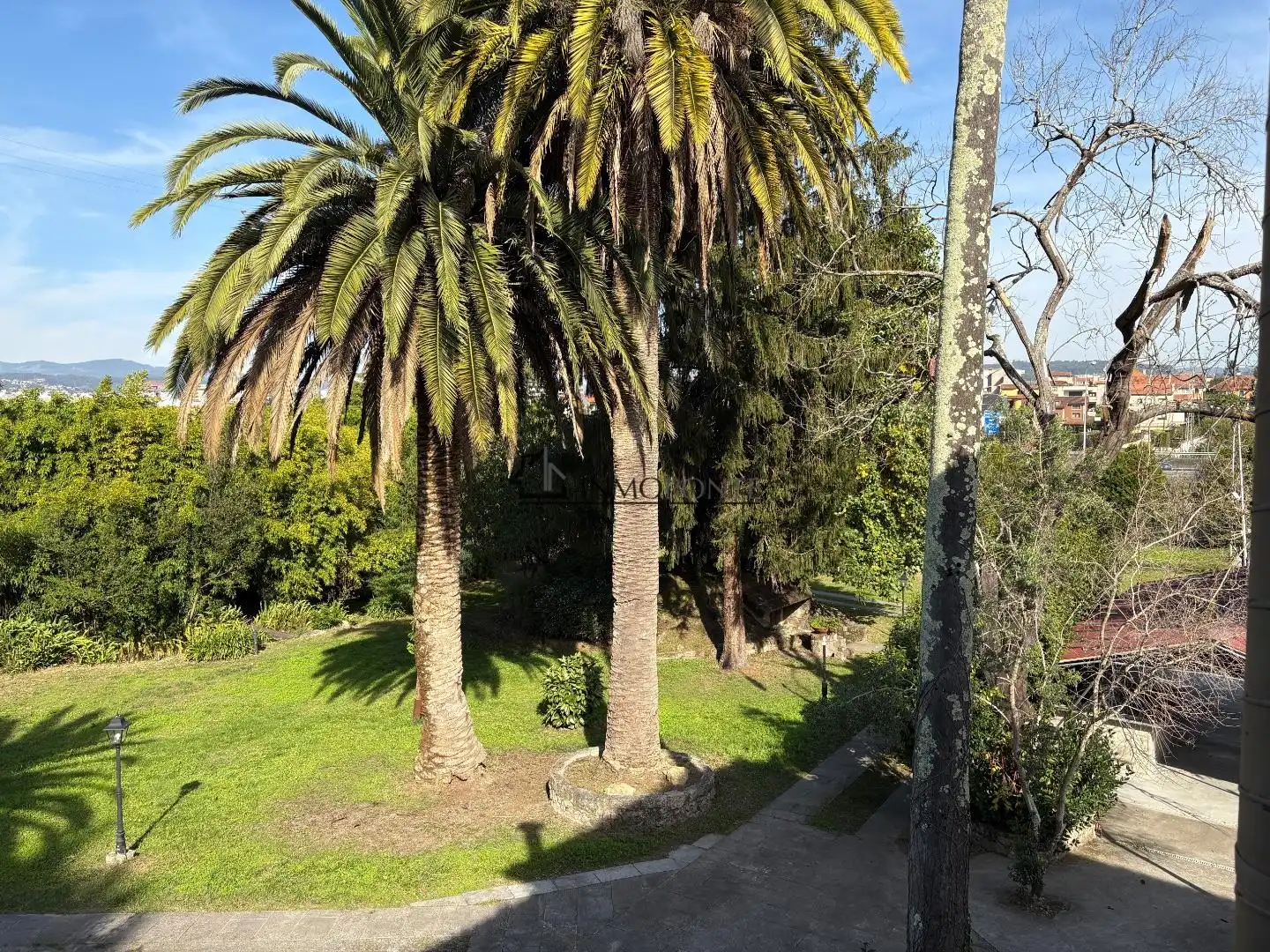 Jardí de Casa o xalet en venda en Pontevedra Capital  amb Jardí privat