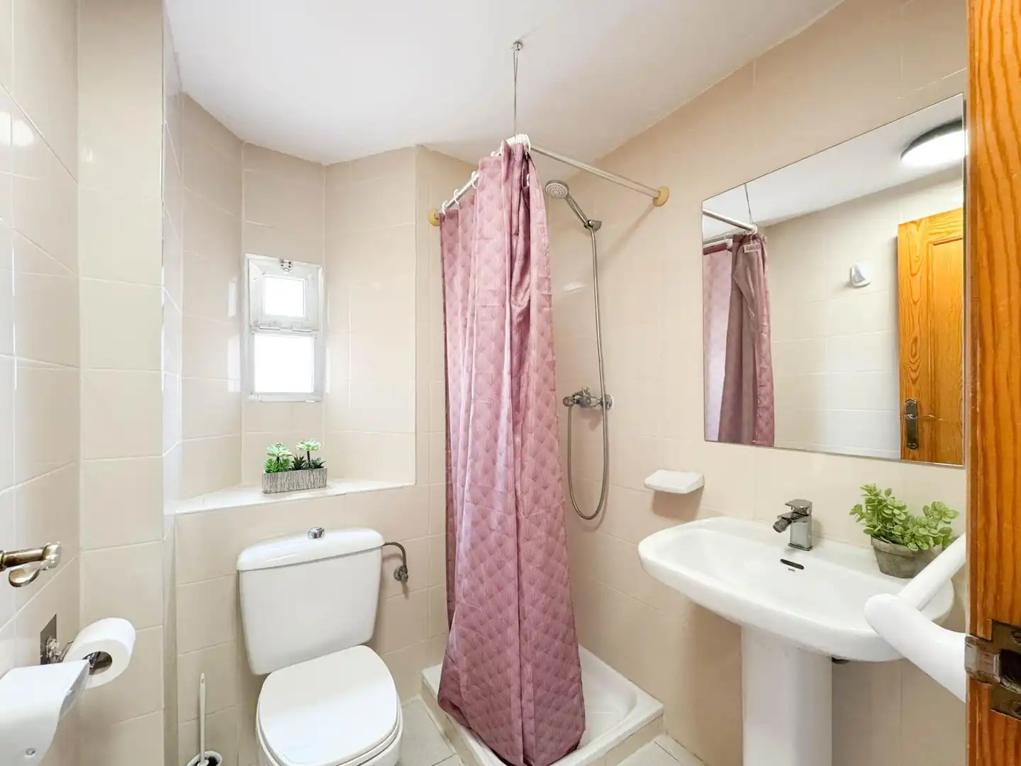 Baño de Apartamento de alquiler en Playa de Gandia