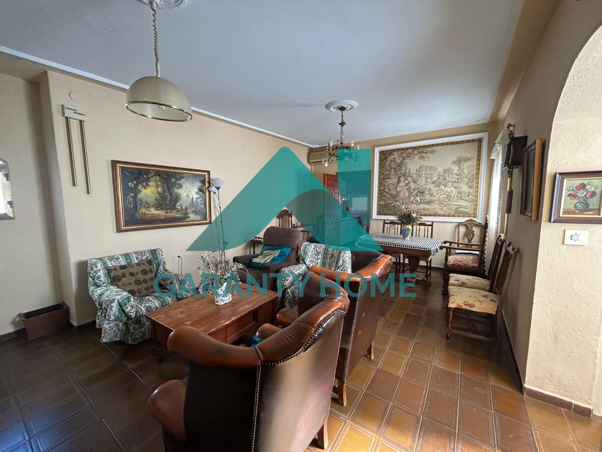 Dining room of Flat to share in Cáceres Capital  with Air Conditioner and Heating