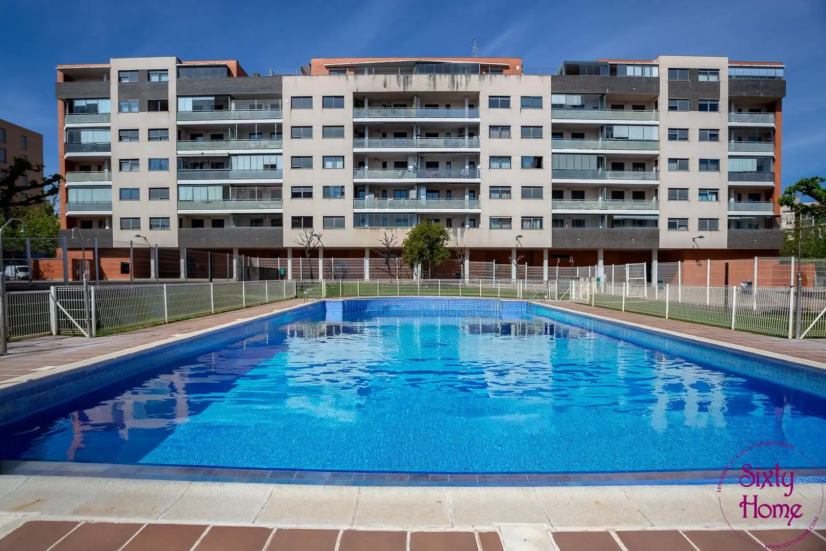 Swimming pool of Flat for sale in  Zaragoza Capital  with Heating, Storage room and Community pool