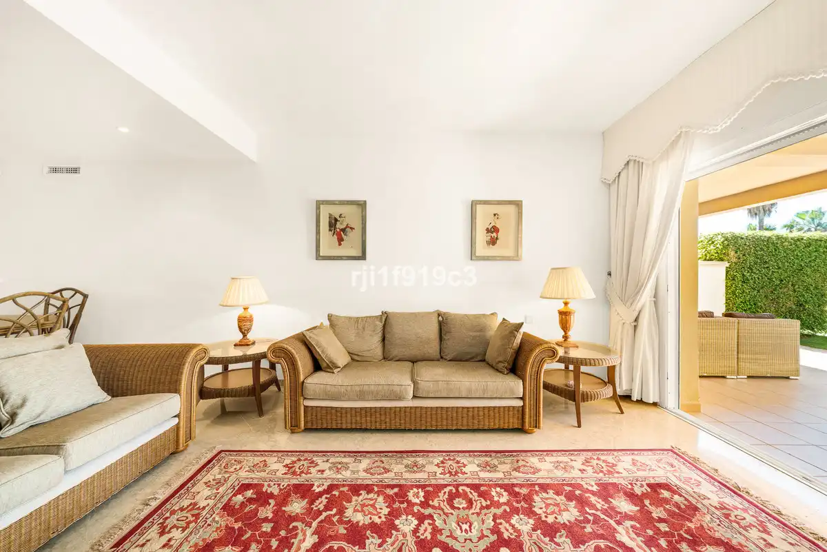 Flat with lift for sale in Elviria - Cabopino, imagen 14
