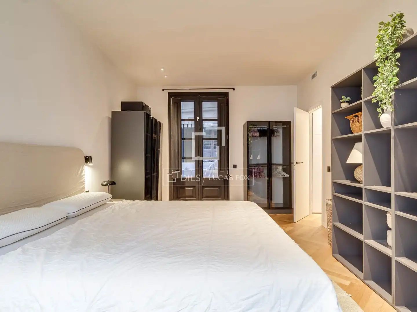 Schlafzimmer von Wohnung zum Verkauf in Barcelona mit Klimaanlage, Heizung und Parkett