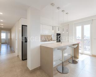 Cuina de Apartament de lloguer en  Valencia Capital amb Aire condicionat, Calefacció i Traster