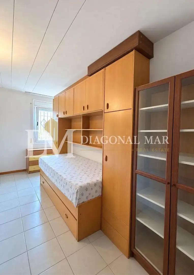 Dormitori de Casa o xalet en venda en Sant Martí
