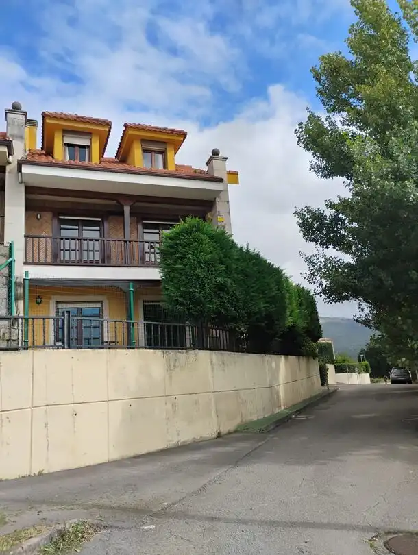 Adosado con terraza en venta en Barrio el Puerto, imagen 2