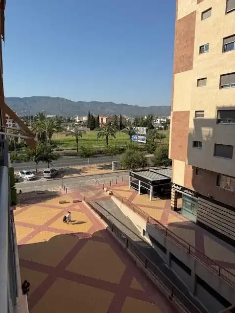 Apartament amb terrassa de lloguer a Sur, imagen 4