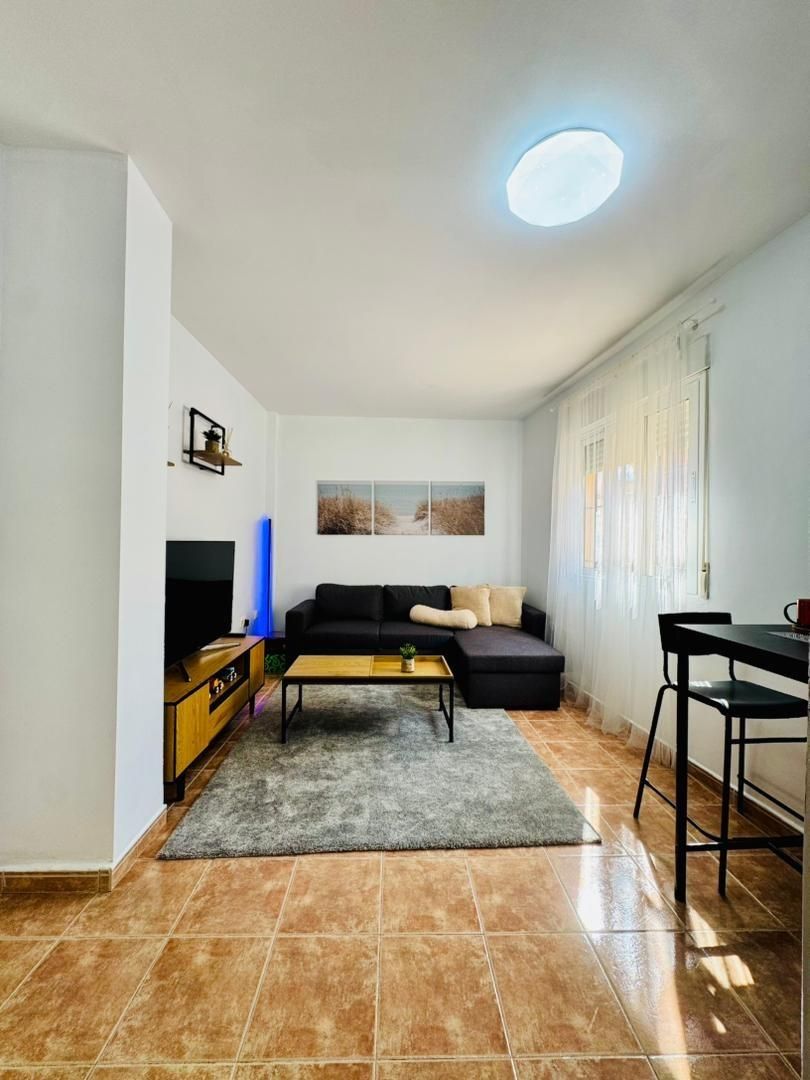 Flat for sale in Calle VICENTE ALEXANDRE, Centro