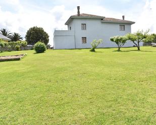 Vista exterior de Finca rústica en venda en Camargo amb Jardí privat, Terrassa i Alarma