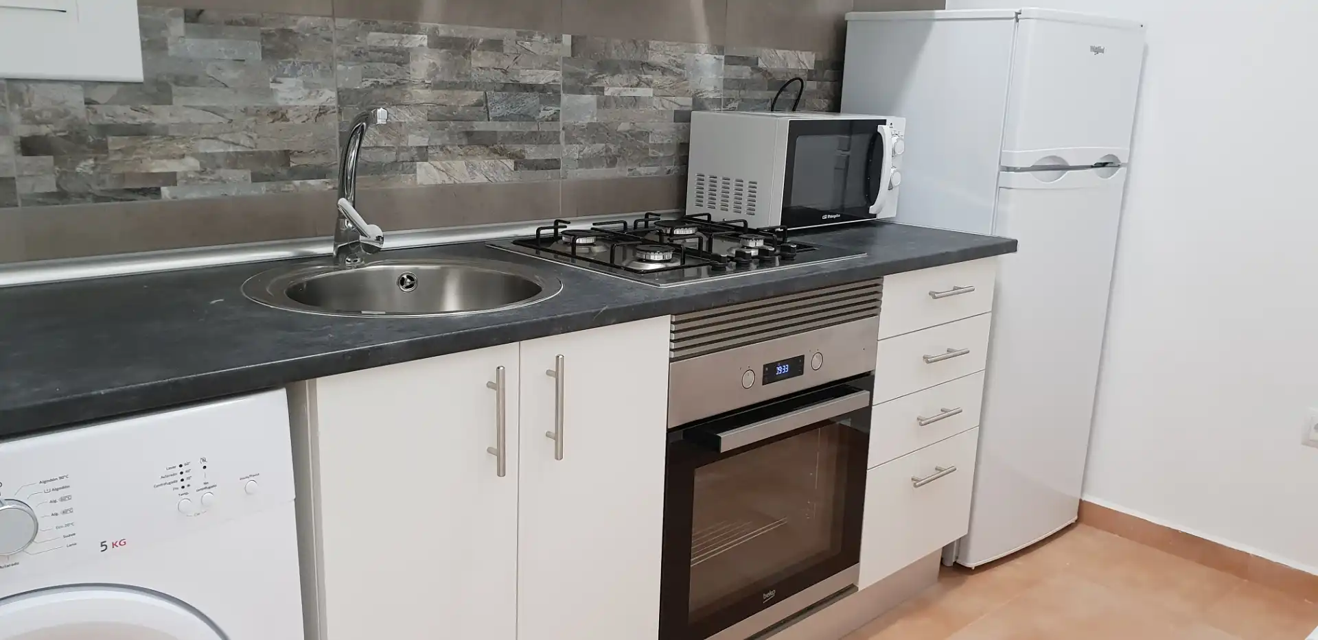 Cocina de Piso para compartir en Lleida con Parquet, Amueblado y Internet
