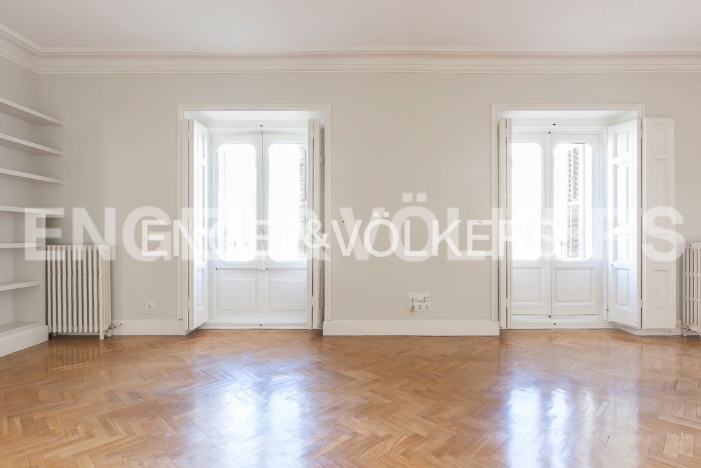 Sala d'estar de Apartament de lloguer en  Madrid Capital amb Aire condicionat, Calefacció i Parquet