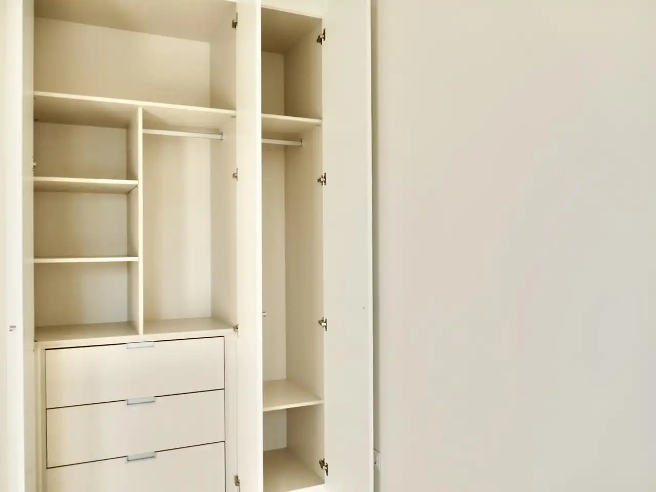 Flat for rent in Ángel Ojeda Avilés, Entrenúcleos