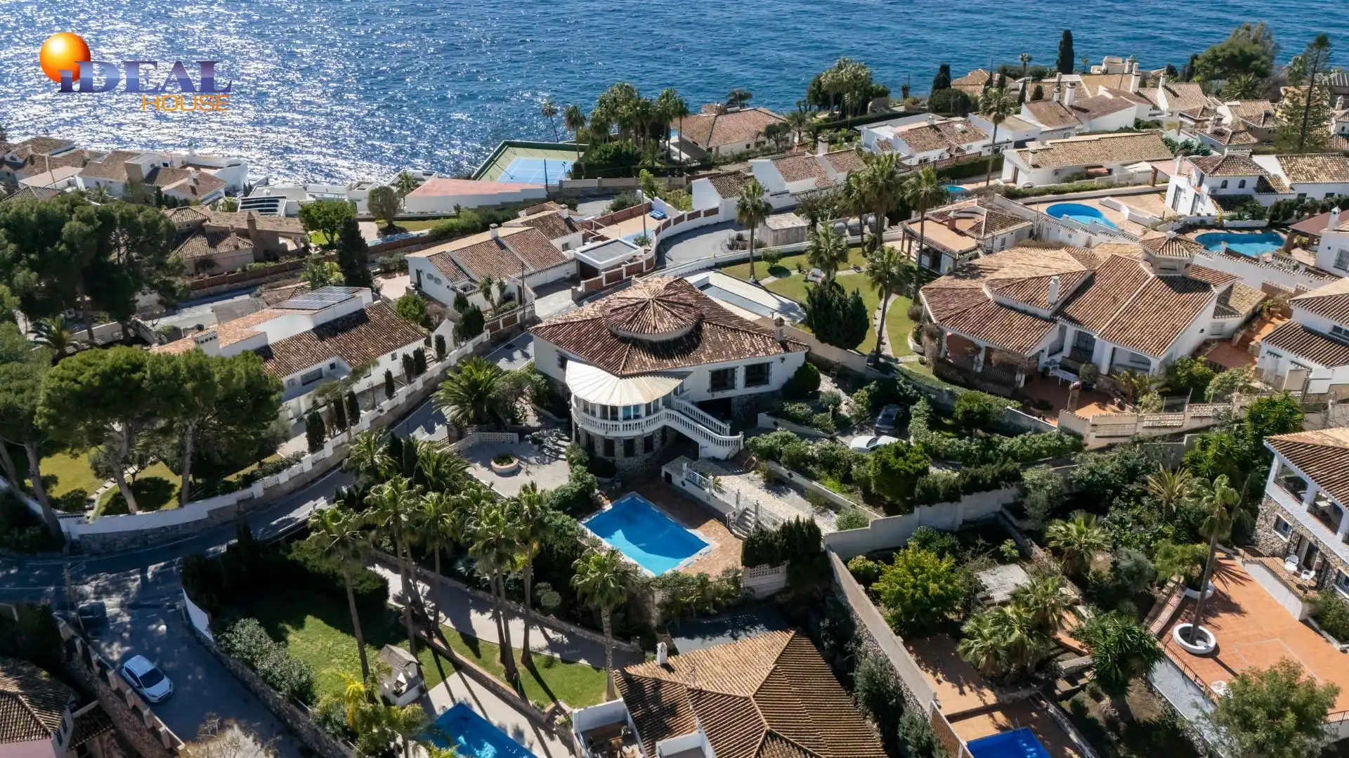 Vista exterior de Casa o chalet en venta en Almuñécar con Aire acondicionado, Jardín privado y Terraza
