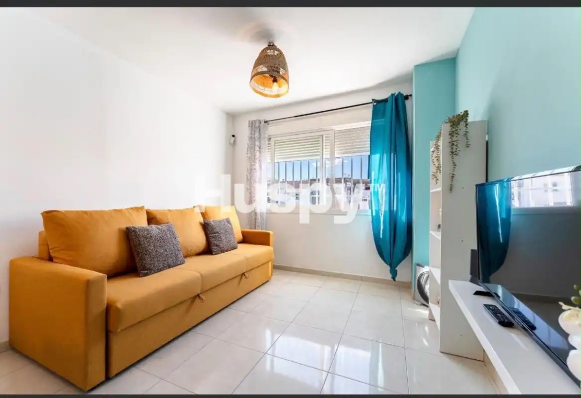 Piso con terraza en venta en Calle Sancti Espíritu, imagen 3