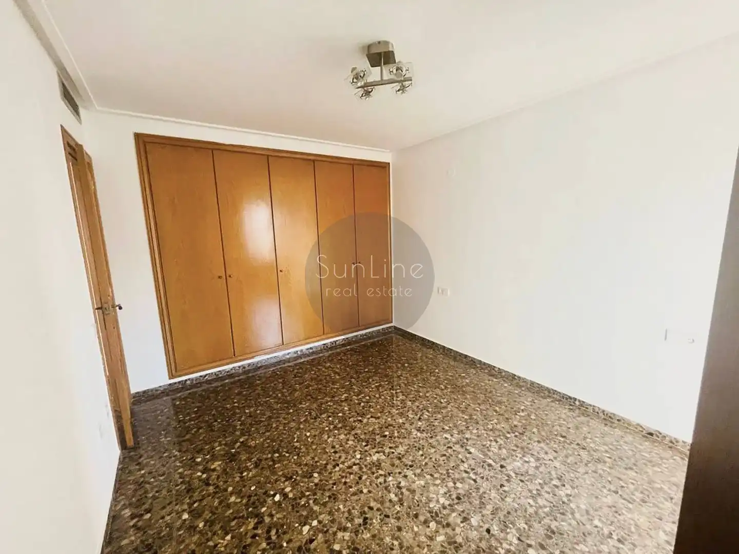Bedroom of Flat for rent in Valencia  with Balcony and Pets allowed
