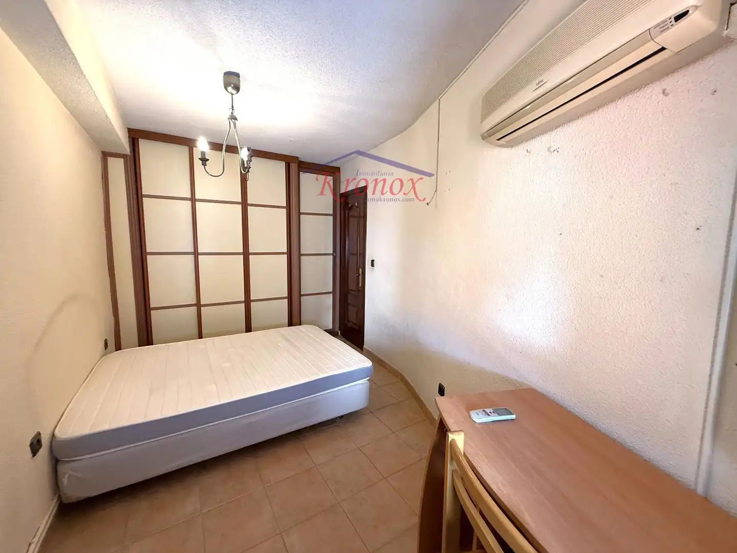 Bedroom of Flat for sale in Madrid  with Air Conditioner, Heating and Terrace