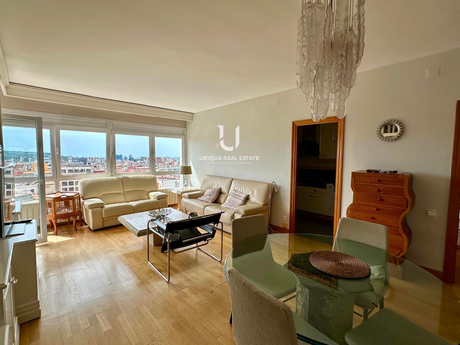Living room of Flat to rent in  Barcelona Capital  with Air Conditioner, Heating and Terrace