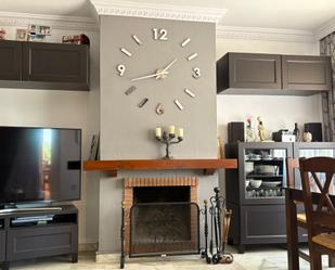 Living room of Apartment for sale in Estepona  with Heating, Private garden and Community pool