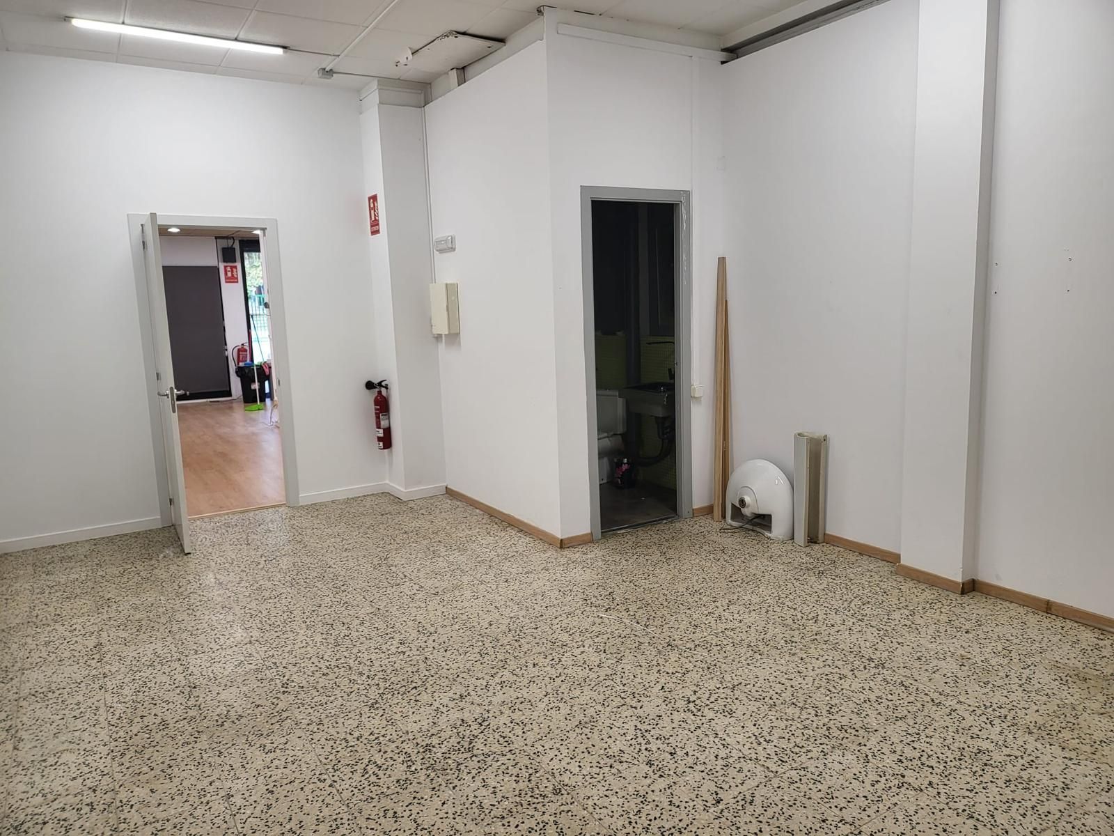 Oficina de alquiler en Sabadell