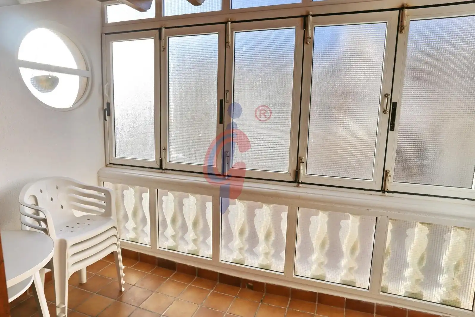 Terrasse von Wohnungen zum Verkauf in Guardamar del Segura mit Möbliert