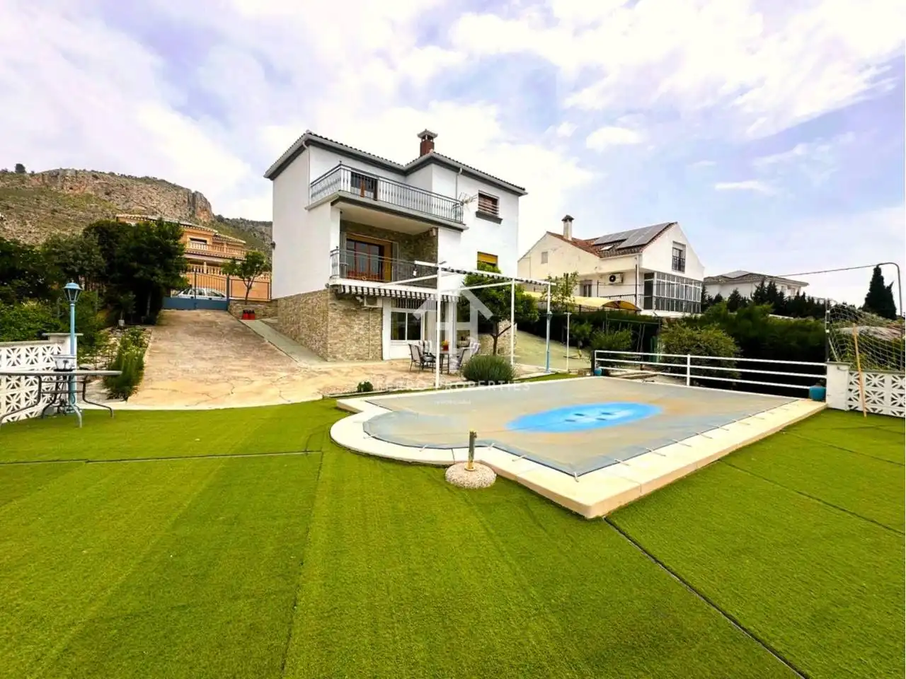 Jardí de Casa o xalet en venda en Loja amb Aire condicionat, Jardí privat i Terrassa