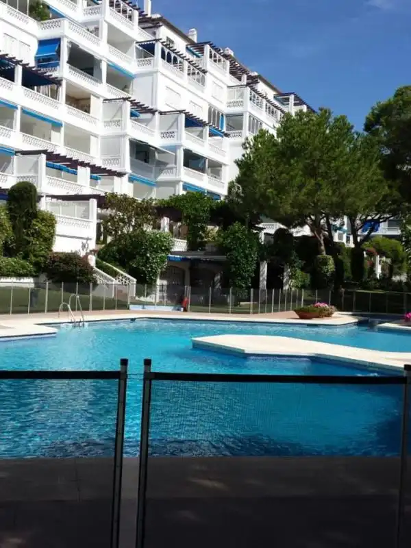 Piscina de Ático en venta en Marbella con Aire acondicionado, Terraza y Trastero