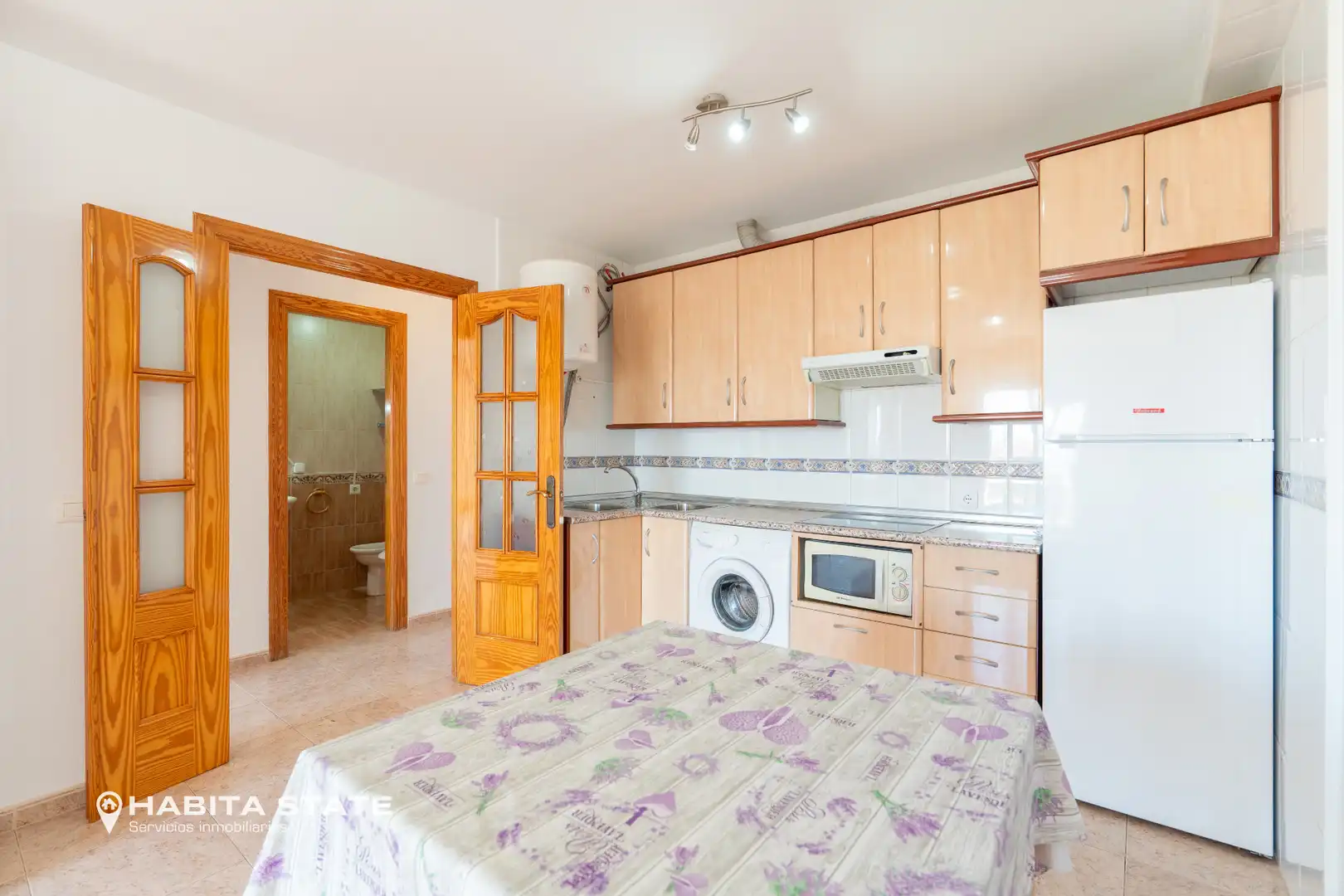 Cocina de Piso en venta en Roquetas de Mar con Aire acondicionado, Amueblado y Balcón