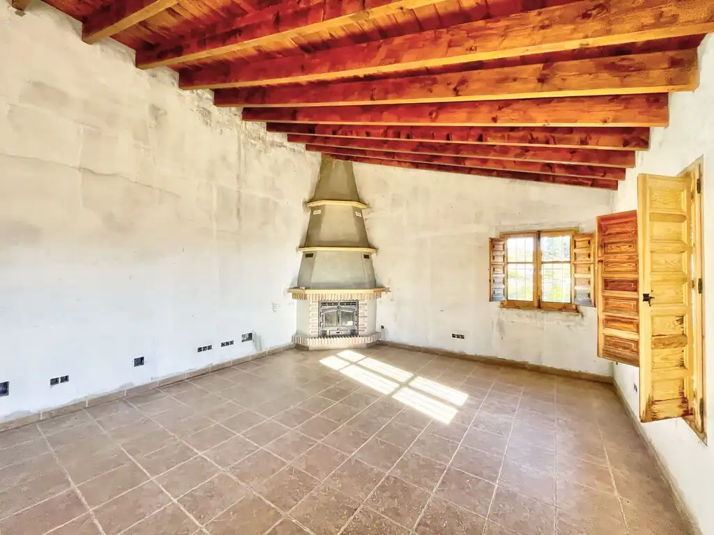 Casa rústica amb piscina en venda a El Borge, imagen 3
