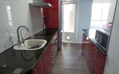 Kitchen of Flat for sale in Sabadell  with Air Conditioner