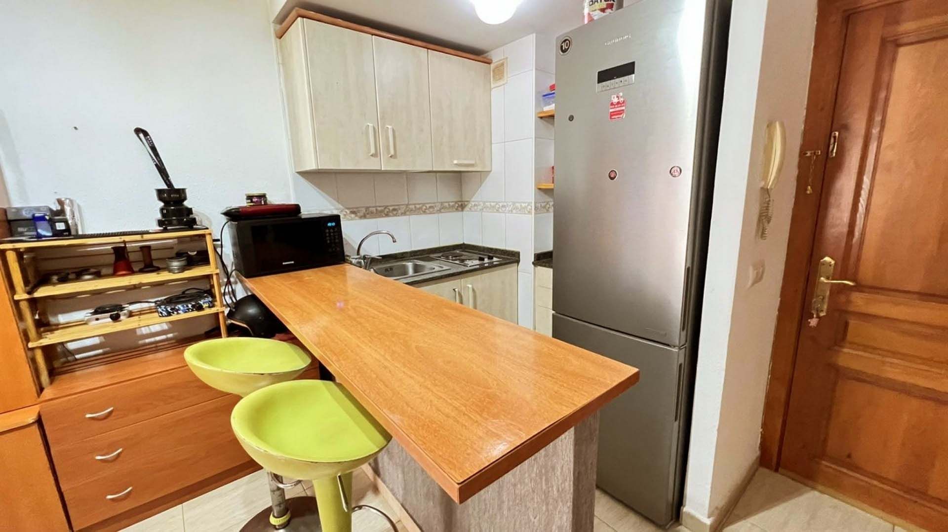 Cuina de Pis en venda en Lloret de Mar amb Terrassa i Moblat